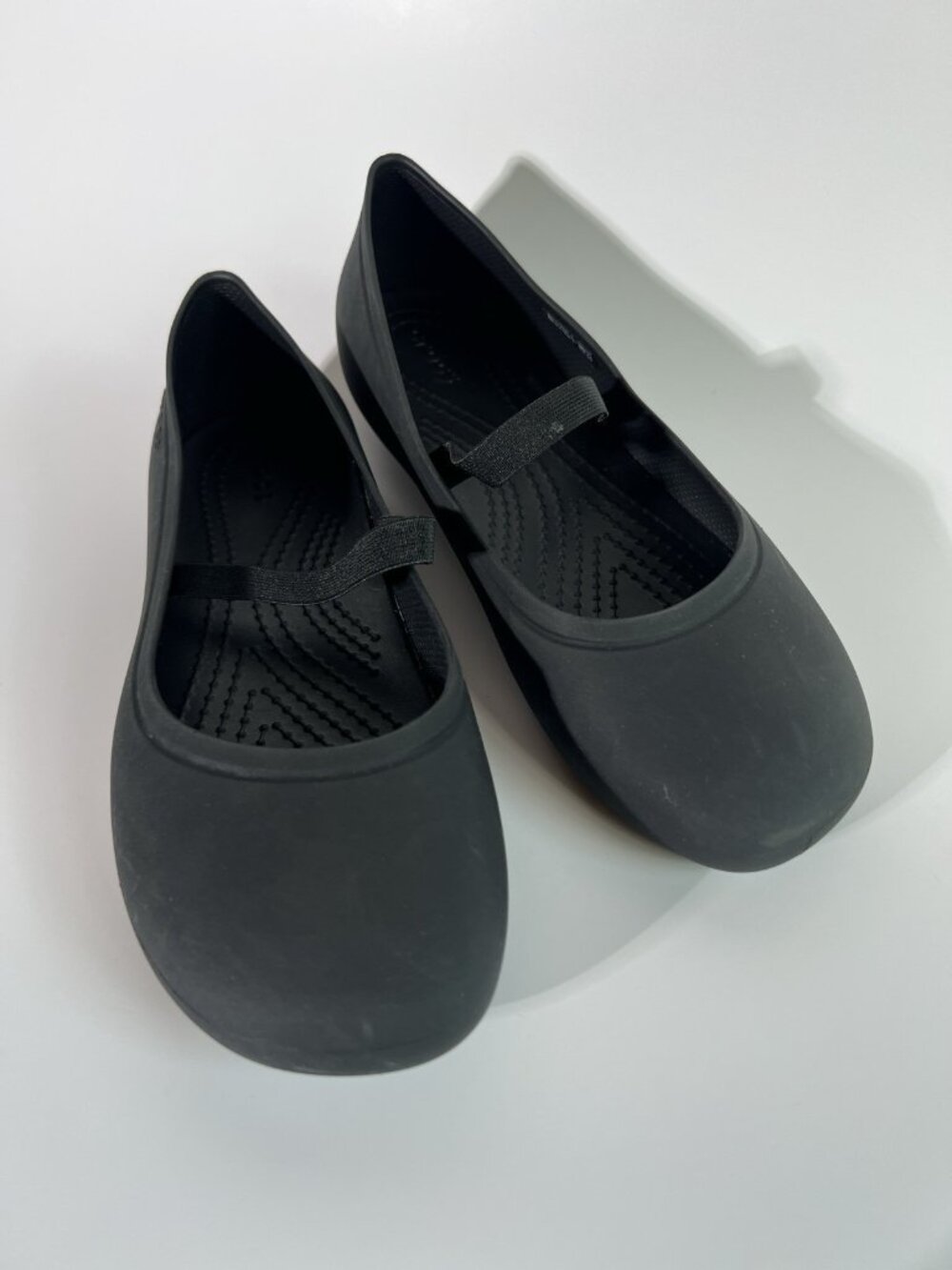 CROCS Girls Black Mary Jane Ballet Flats size J 6 Classic - Picture 2 of 13